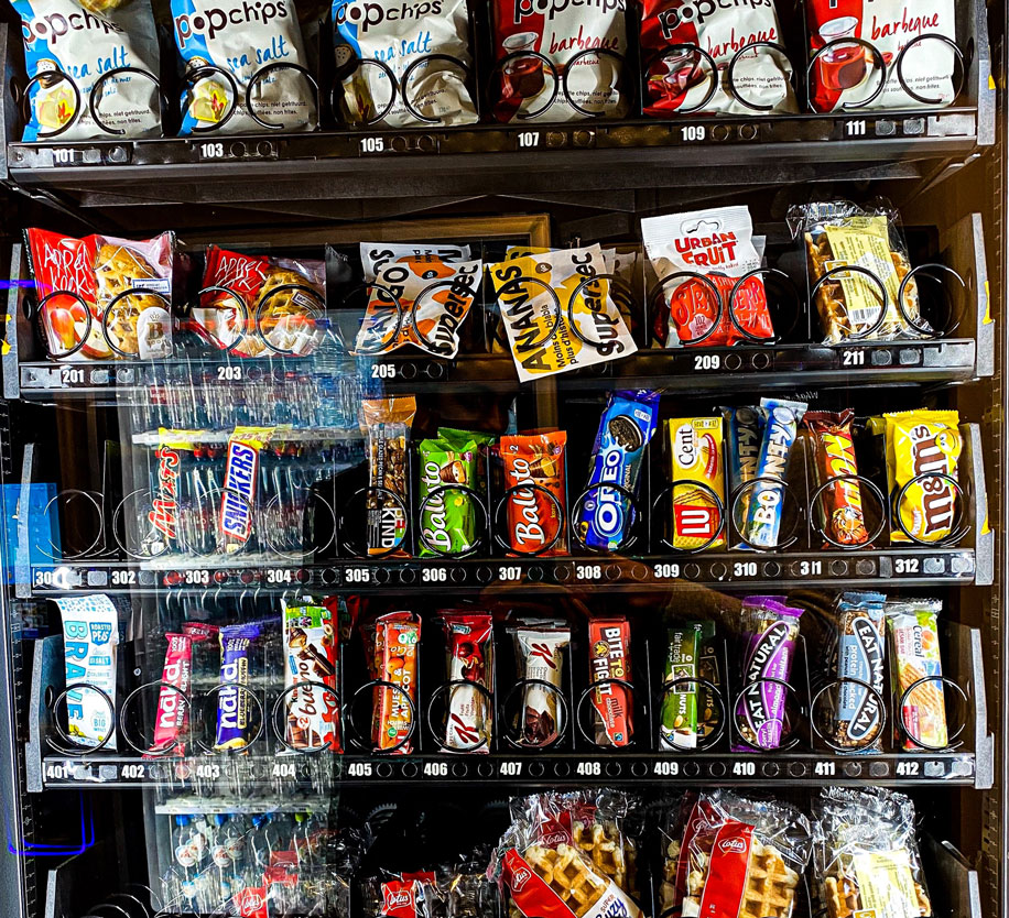 snack,drink,vending machine,maryland vending,free vending machine
